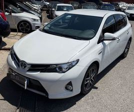 TOYOTA AURIS 1.8 HYBRID LOUNGE 136CH - RÉGULATEUR DE VITESSE - CAMÉRA DE RECUL