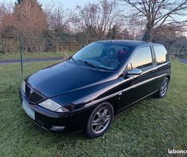 LANCIA Y LANCIA Y ELEFANTINO ROSSO
