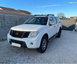 NISSAN NAVARA V6