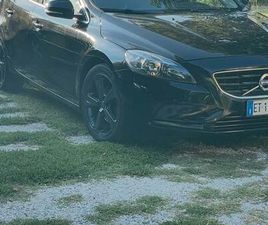 VOLVO V40 D2