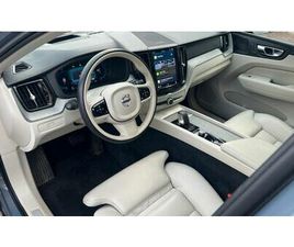 VOLVO XC60 B5 D ULTIMATE DARK AWD*360°*AHK*HUD*LUFT*