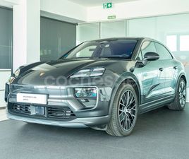 PORSCHE MACAN 4