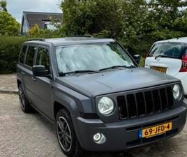 JEEP LIBERTY HEERLIJKE WINTERAUTO! JEEP PATRIOT LIBERTY 2.4 CVT 4X4 AUT — JEEP — MARKTPLAATS