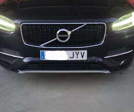 D5 MOMENTUM 7PL. AWD 235 AUT.