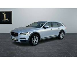 D4 AWD GEARTRONIC MOMENTUM EU6/ VÄRMARE/ B-KAM