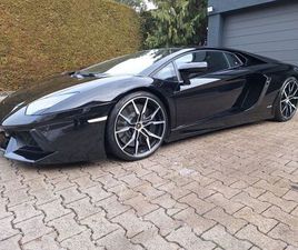 LAMBORGHINI AVENTADOR LP 700-4