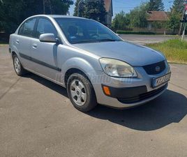 KIA RIO 1.6 LX AUTOMATAVÁLTÓS