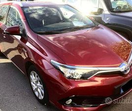 TOYOTA AURIS TOURING SPORTS 1.8 HYBRID BUSINESS