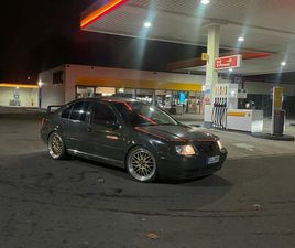 VOLKSWAGEN BORA VW BORA V5 2.3 TOP ZUSTAND