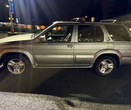 2002 INFINITI QX4 4WD 4DR