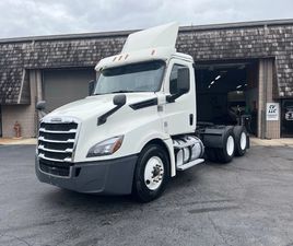 2018 FREIGHTLINER CASCADIA 126
