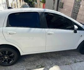 FIAT PUNTO ATTRACTIVE ITALIA 1.4 F.FLEX 8V 5P 2013