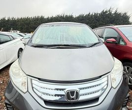 2012 (12) - 7 SEATERS HYBRID 5-DOOR