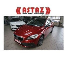 VOLVO V40 CROSS COUNTRY D3 VOLVO V40 CROSS COUNTRY D3 MOMENTUM