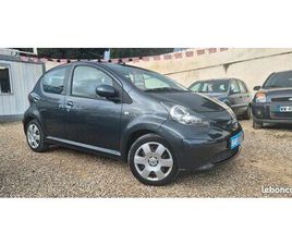 TOYOTA AYGO 1.4 D-4D PACK CD-CLIM . 60CH . REVISER ET GARANTIE 11 MOIS NATIONALE