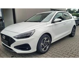 HYUNDAI I30 HB FAMILY*NAVI*LED*SHZG*LHZG*PDC*CAM*16ZOLL*