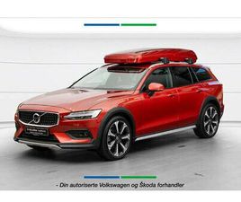 D4 190HK AWD AUT // HARMANKARDON // HEADUP // EL.SETER