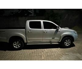 TOYOTA HILUX DOUBLE CABINE TOYOTA HILUX CD SRV D4-D 4X4 3.0 TDI DIESEL AUT 2012