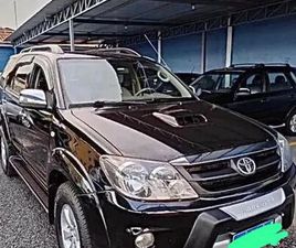 TOYOTA HILUX DOUBLE CABINE TOYOTA HILUX SW4 SRV D4-D 4X4 3.0 TDI DIES. AUT 2007