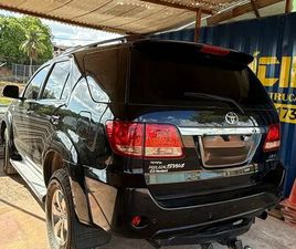 TOYOTA HILUX DOUBLE CABINE TOYOTA HILUX SW4 SRV D4-D 4X4 3.0 TDI DIES. AUT 2008