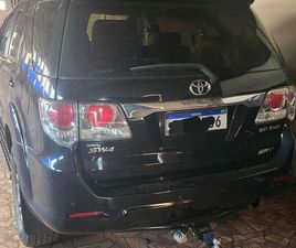 TOYOTA HILUX DOUBLE CABINE TOYOTA HILUX SW4 SRV D4-D 4X4 3.0 TDI DIES. AUT 2015