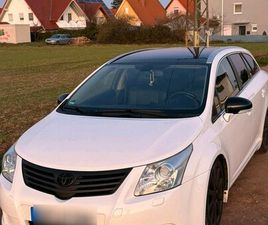 TOYOTA AVENSIS 2.2 D-4D – ZUVERLÄSSIGER KOMBI