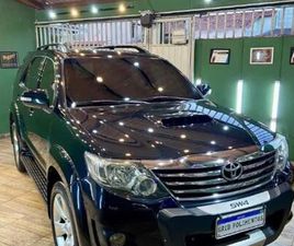 TOYOTA HILUX DOUBLE CABINE TOYOTA HILUX SW4 SRV D4-D 4X4 3.0 TDI DIES. AUT 2014