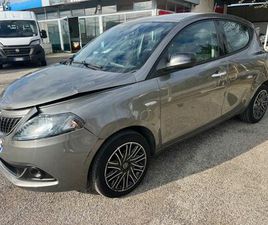 LANCIA YPSILON 1.0 FIREFLY 5 PORTE S&S HYBRID ECOCHIC GOLD