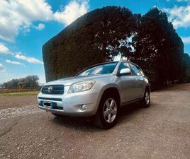 2.2 D-4D 4X4 EXECUTIVE