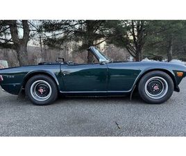 TRIUMPH TR6 1971TRIUMPH TR6 BRITISH RACING GREEN WITH BLACK INTERIOR A VENDRE