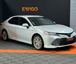 TOYOTA CAMRY 2.5 218CH HYBRID LOUNGE - ENTRETIEN COMPLET TOYOTA - PANNEAU DE CONTRÔLE TACTILE ARRIÈRE - 0 DEFAUT