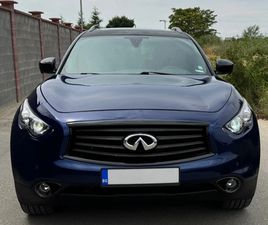 INFINITI QX70 S 3.7