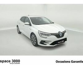 RENAULT MÉGANE 2023 - BLANC MÉTALLISÉE - MEGANE IV BERLINE TCE 140 EDC