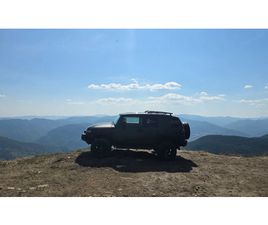 TOYOTA FJ CRUISER TOYOTA FJ CRUISER GREEN SUBMARINE