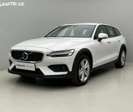 VOLVO V60 VOLVO V60 CC B4 AWD AUT 1.MAJ