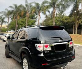 TOYOTA HILUX SW4 SRV D4-D 4X4 3.0 TDI DIES. AUT 2014