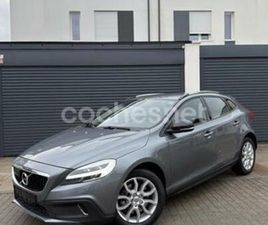 VOLVO V40 CROSS COUNTRY