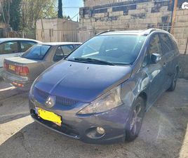 MITSUBISHI GRANDIS SPORT אוט׳ 2.4 (165 כ״ס)