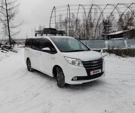 TOYOTA NOAH