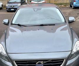 VOLVO V40 D2 VOLVO V40 D2