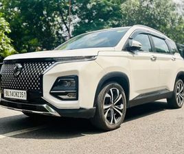 MG HECTOR PLUS