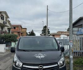 OPEL VIVARO CON PEDANA