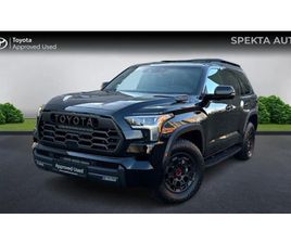 TOYOTA SEQUOIA