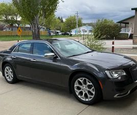 2017 CHRYSLER 300 C PLATINUM TRIM.