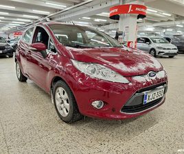 FORD FIESTA 1,25 82 HV TITANIUM M5 5-OVINEN