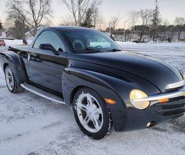 RARE 2004 CHEVY SSR LS CONVERTIBLE PICKUP V8