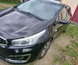 VOITURE PARTICULIÈRE