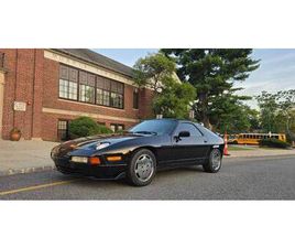 1989 PORSCHE 928 S4 - 5 SPEED MANUAL *REBUILT TITLE*