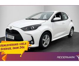 TOYOTA YARIS HYBRID KAMERA CARPLAY RATTVÄRME