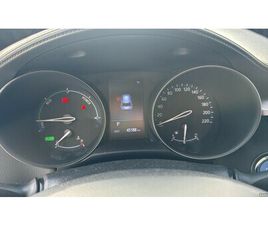 TOYOTA C-HR . NOVEMBRO/20